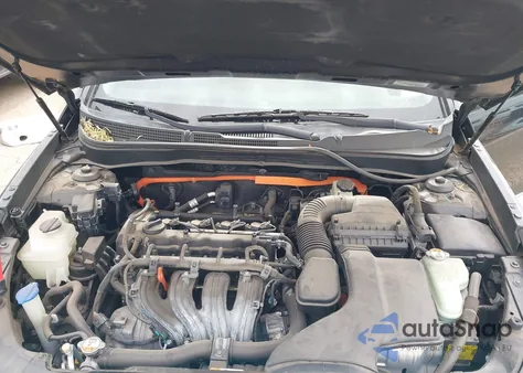 2014 Hyundai Sonata Hybrid Limited from USA, damaged, VIN KMHEC4A4XEA110654